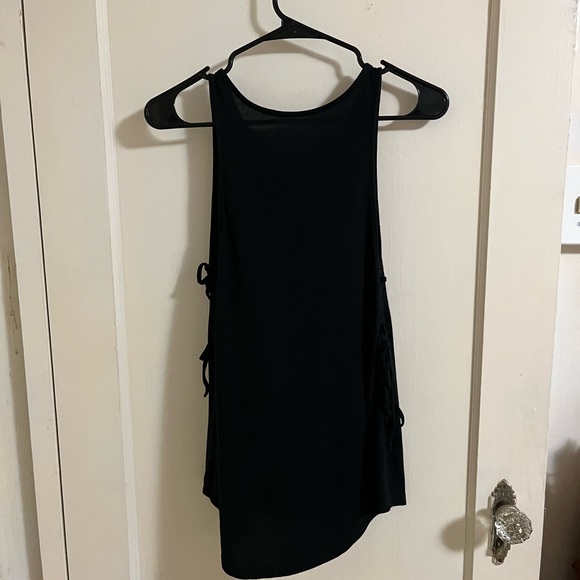 (✨3 for $15) Mossimo Sup Co side tie tank ins XS - Picture 3 of 5